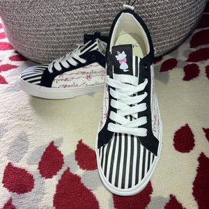 Disney canvas shoes - Marie (The Aristocats)